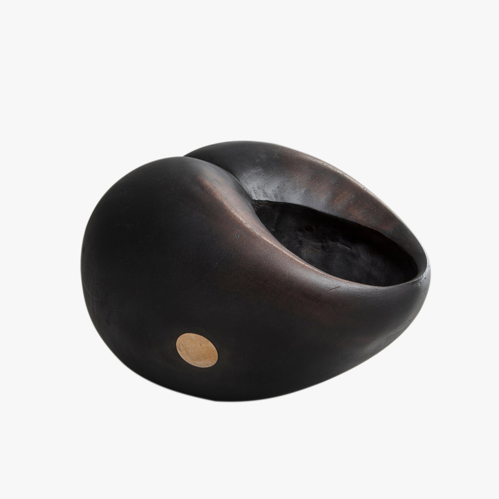 Sculptural dymorphasm form